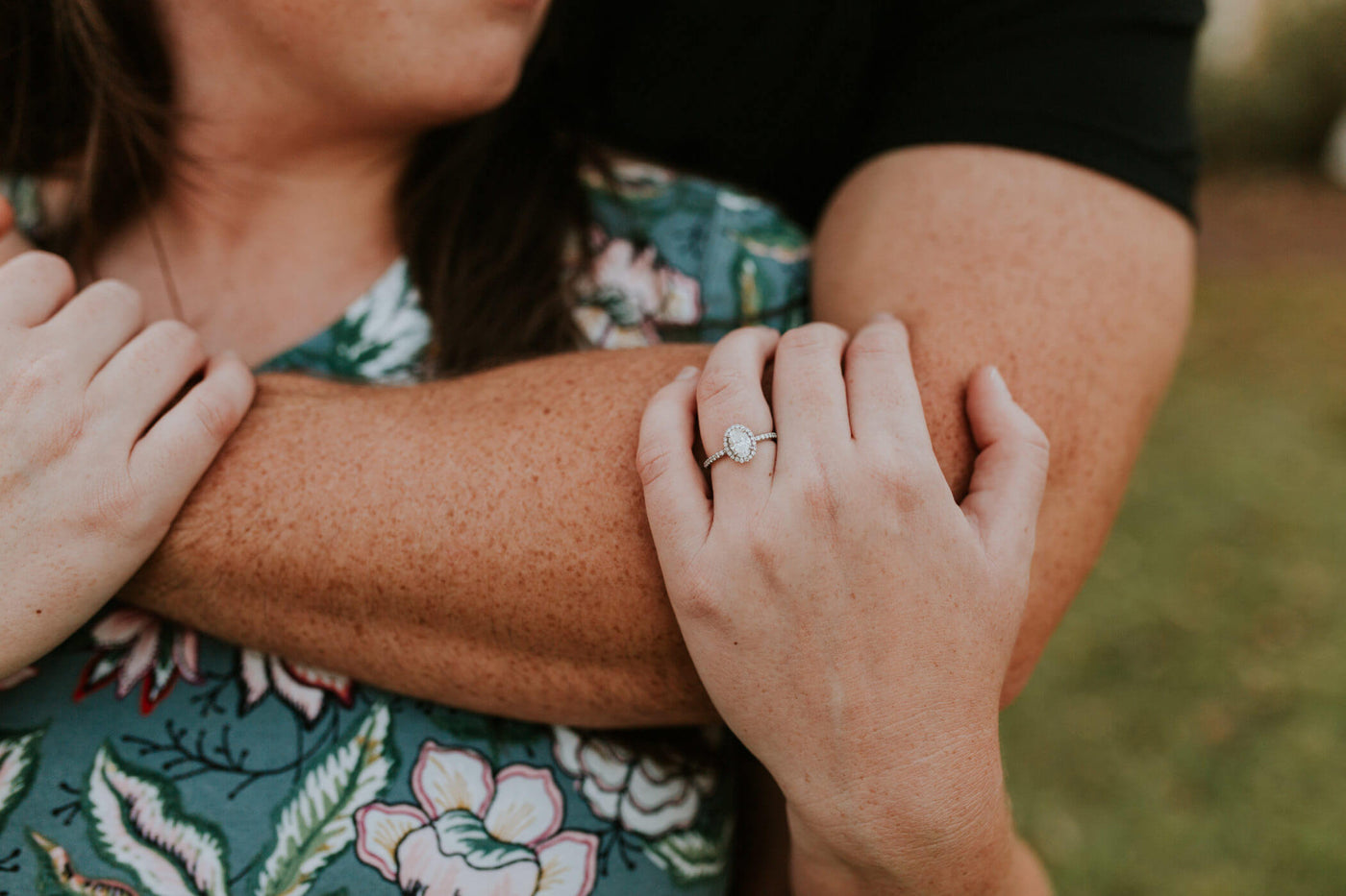 Want to surprise her with a ring? Try doing a family shoot and then when  the camera is focused on you, pop the question! | Instagram